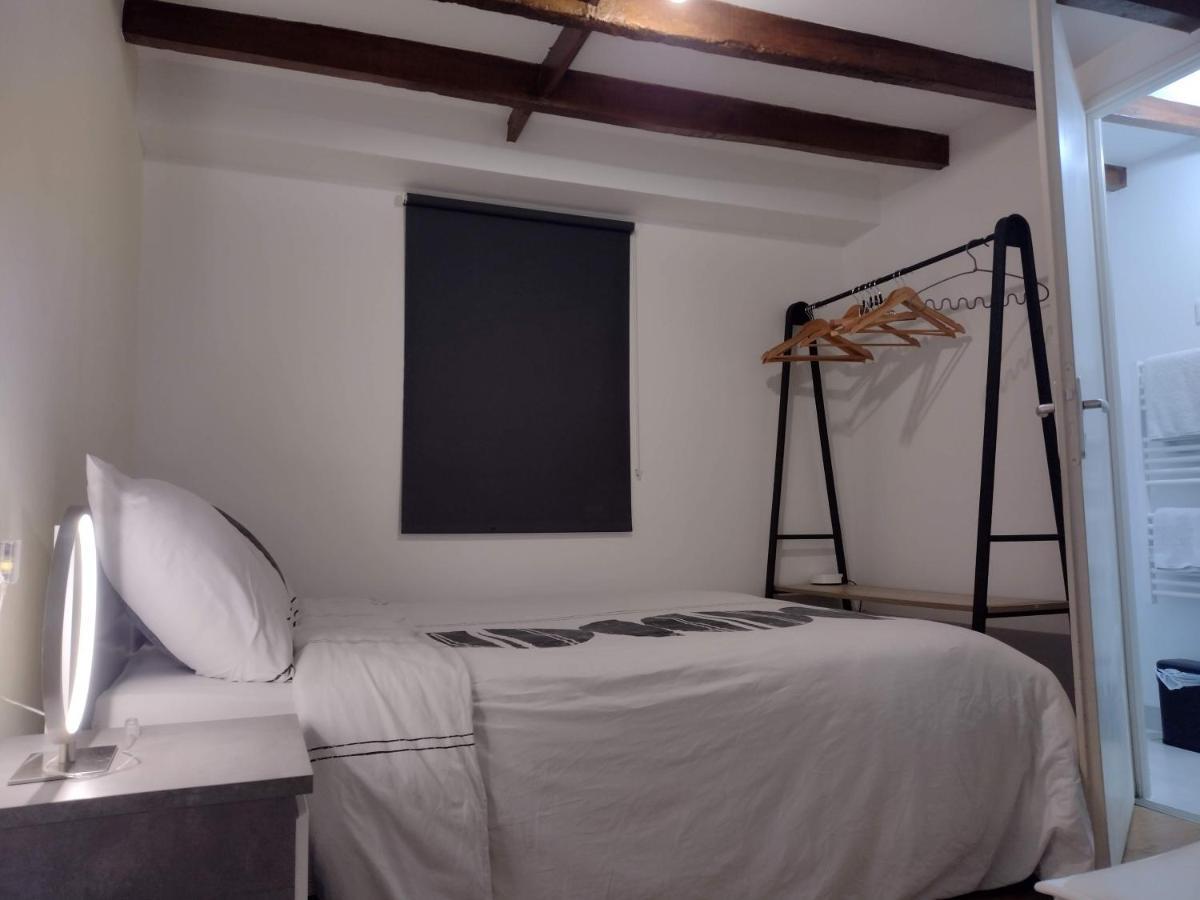 Cocooning 20m²/Garage-Box/24h/Le Mans Classic/GP/Oasis/Antarès/Parc des expositions Esterno foto